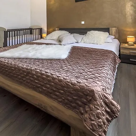 Modern Mikela With Pool Tinjan